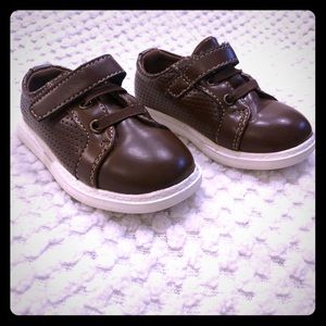Toddler shoes sz 5c American Eagle